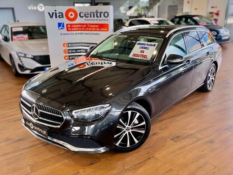 Cinza Usado 2021 Mercedes E300 Avantgarde Carrinha | € 36.400 (Preço justo) - Imagem 1/4
