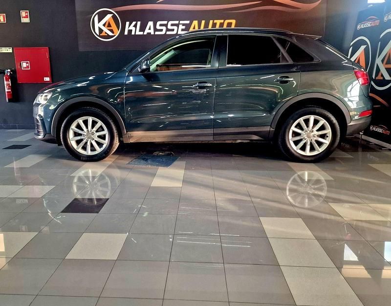 Cinza Usado 2017 Audi Q3 Sport SUV | € 19.990 - Imagem 1/4