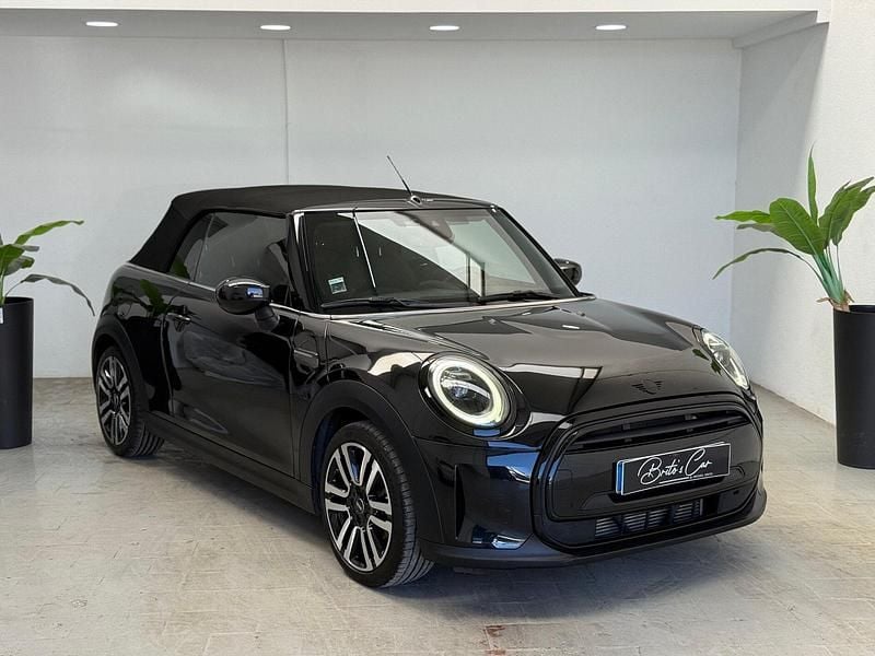 Preto Usado 2023 Mini Cooper Cabriolet Essential Cabrios | € 29.990 (Preço justo) - Imagem 1/4