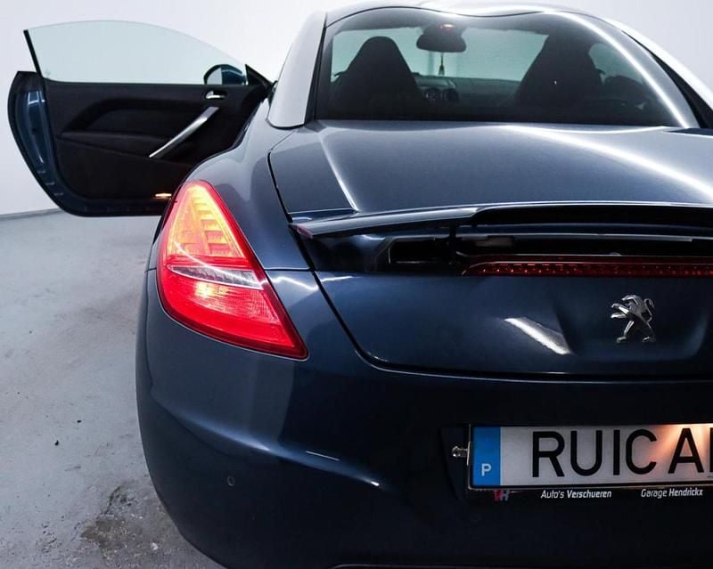 Usado Peugeot RCZ 163 HP (119 kW) 2014 Azul Coupé