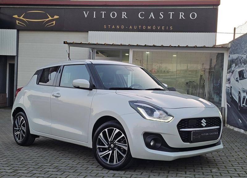 Usado Suzuki Swift 82 HP (60 kW) 2023 Branco Citadino