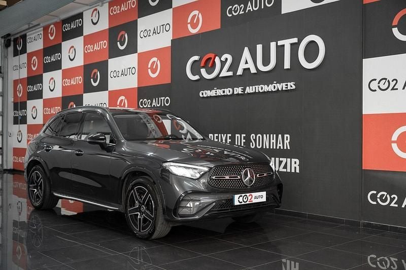 Cinza Usado 2024 Mercedes GLC300 SUV | € 72.900 (Super Preço) - Imagem 1/4
