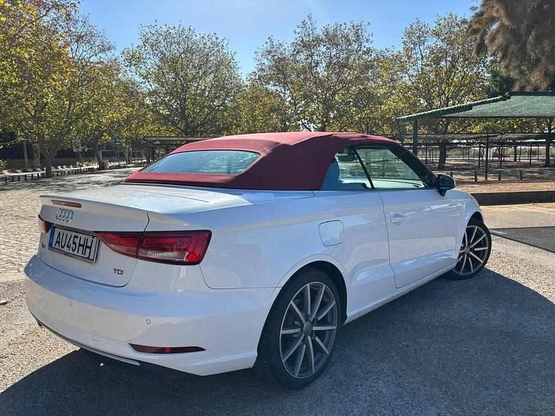 Usado Audi A3 Cabriolet Premium 110 HP (80 kW) 2016 Branco Cabrios