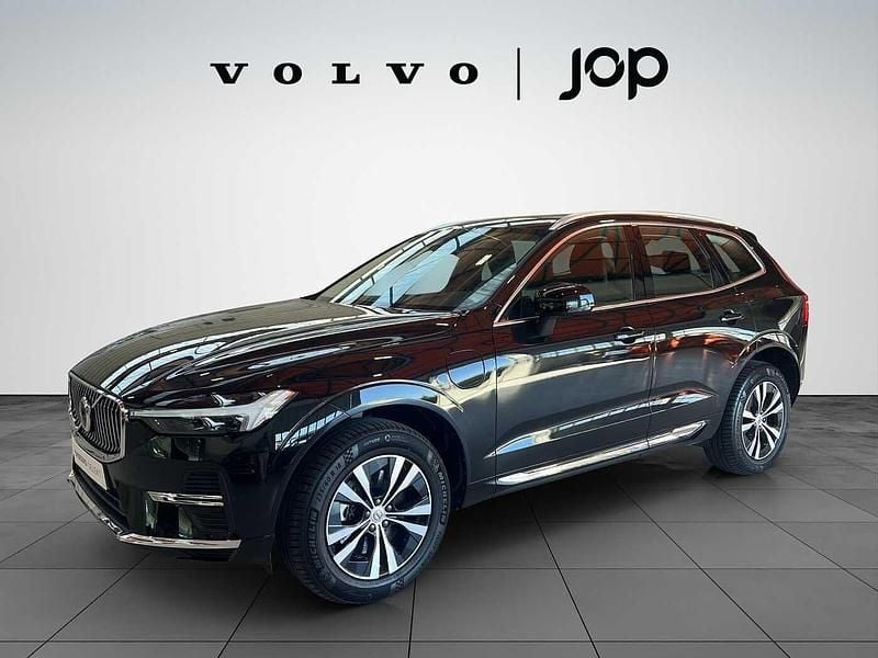 Usado Volvo XC60 349 HP (256 kW) 2024 Preto SUV