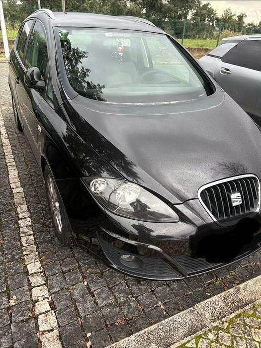 Usado 2009 Seat Altea XL Style Monovolume | € 5.500 - Imagem 1/4