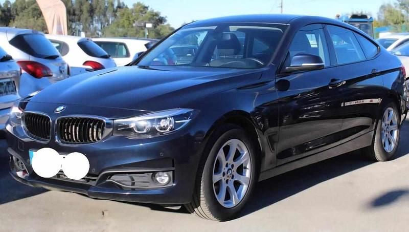 Azul Usado 2019 BMW 318 Gran Turismo | € 22.500 - Imagem 1/4