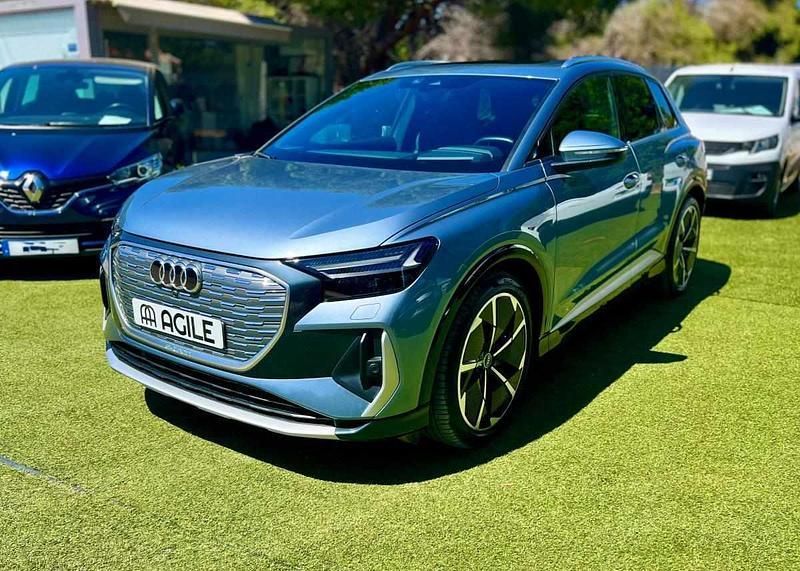 Cinzento Usado 2021 Audi Q4 e-tron Premium SUV | € 42.500 (Preço elevado) - Imagem 1/4