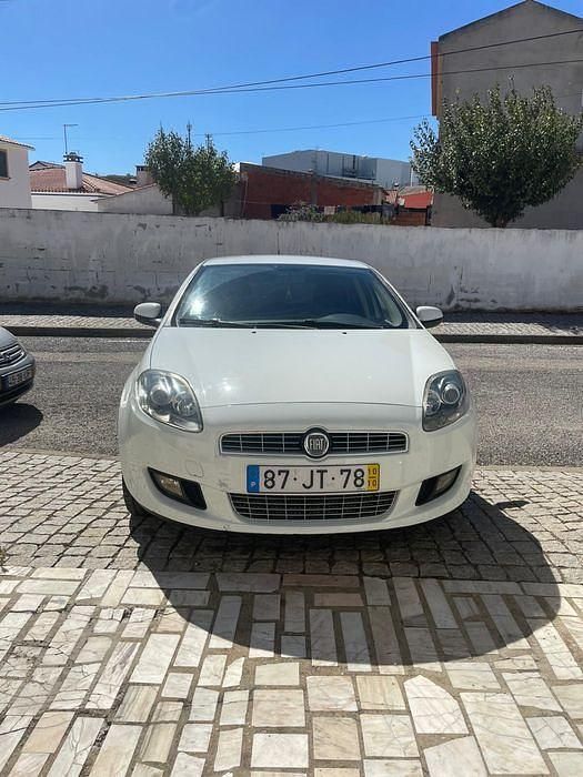 Usado 2010 Fiat Bravo Citadino | € 7.000 (Caro) - Imagem 1/4