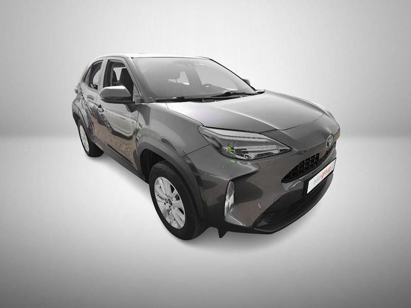 Cinza Usado 2023 Toyota Yaris Cross Comfort SUV | € 23.990 - Imagem 1/4