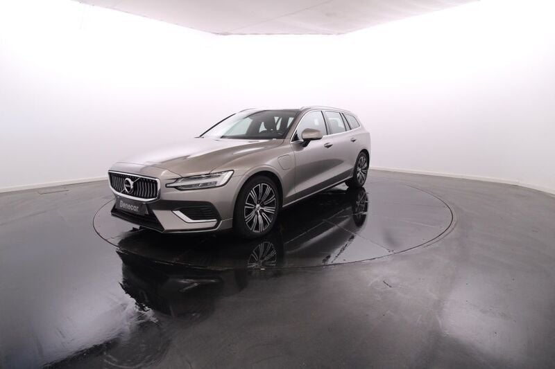 Cinzento Usado 2021 Volvo V60 Carrinha | € 34.900 (Preço elevado) - Imagem 1/4