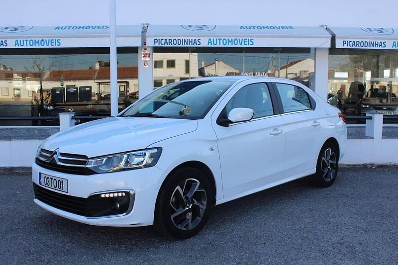 Branco Usado 2017 Citroën C-Elysee I Sedan | € 11.680 - Imagem 1/4