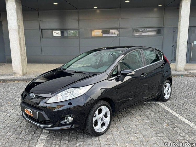 Preto Usado 2009 Ford Fiesta Titanium Citadino | € 6.890 (Preço elevado) - Imagem 1/1