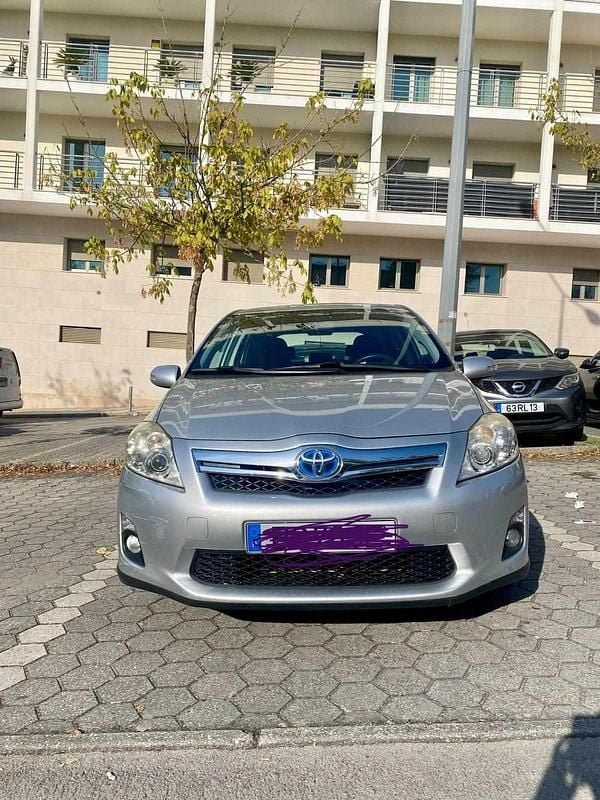 Outra Usado 2010 Toyota Auris Citadino | € 10.000 - Imagem 1/4