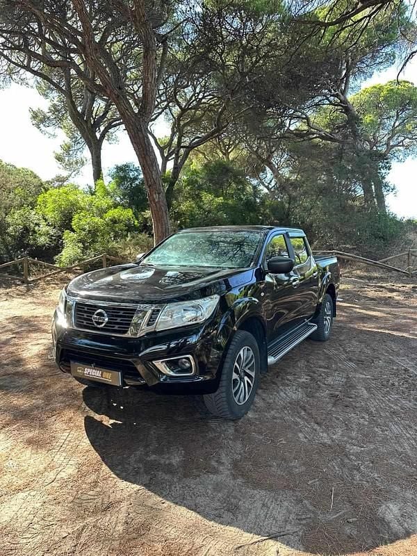 Preto Usado 2016 Nissan Navara Visia Pickup | € 24.900 (Preço justo) - Imagem 1/4