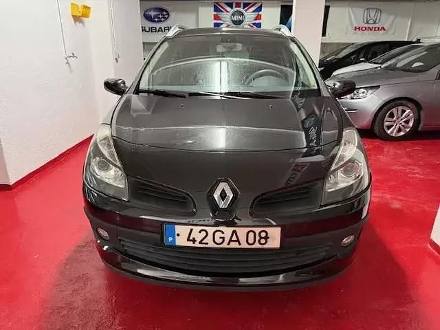 Preto Usado 2008 Renault Clio GrandTour Dynamique Carrinha | € 4.750 - Imagem 1/4