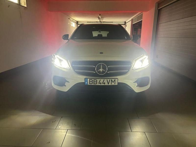 Usado Mercedes E300 AMG line 306 HP (225 kW) 2020 Sedan