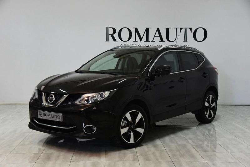 Preto Usado 2015 Nissan Qashqai SUV | € 12.800 (Preço justo) - Imagem 1/4