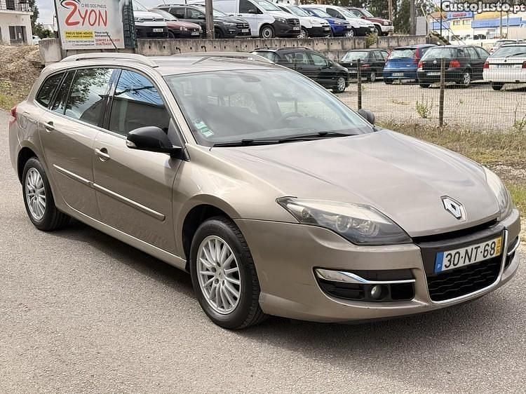 Cinza Usado 2011 Renault Laguna III Carrinha | € 4.500 (Bom preço) - Imagem 1/1