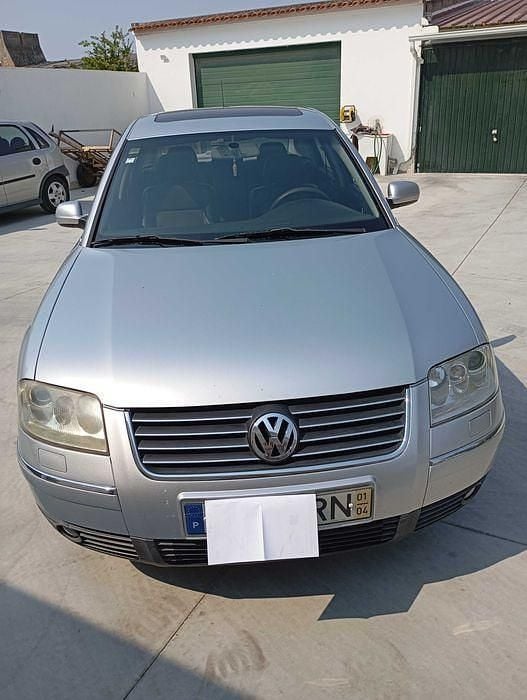Usado 2001 VW Passat Sedan | € 4.100 (Preço justo) - Imagem 1/4