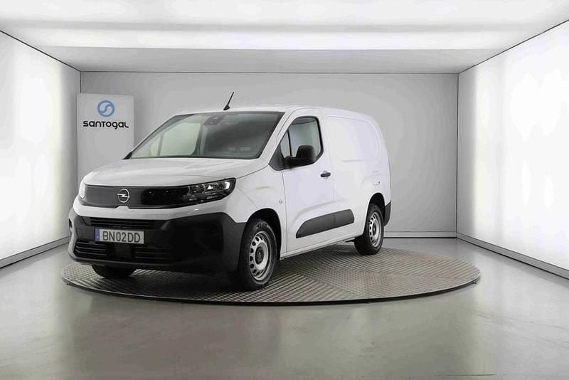 Branco Usado 2024 Opel Combo Monovolume | € 22.490 (Caro) - Imagem 1/4