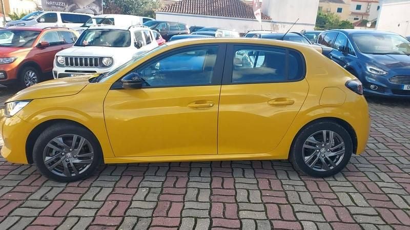 Usado Peugeot 208 Active 75 HP (55 kW) 2022 Amarelo Citadino