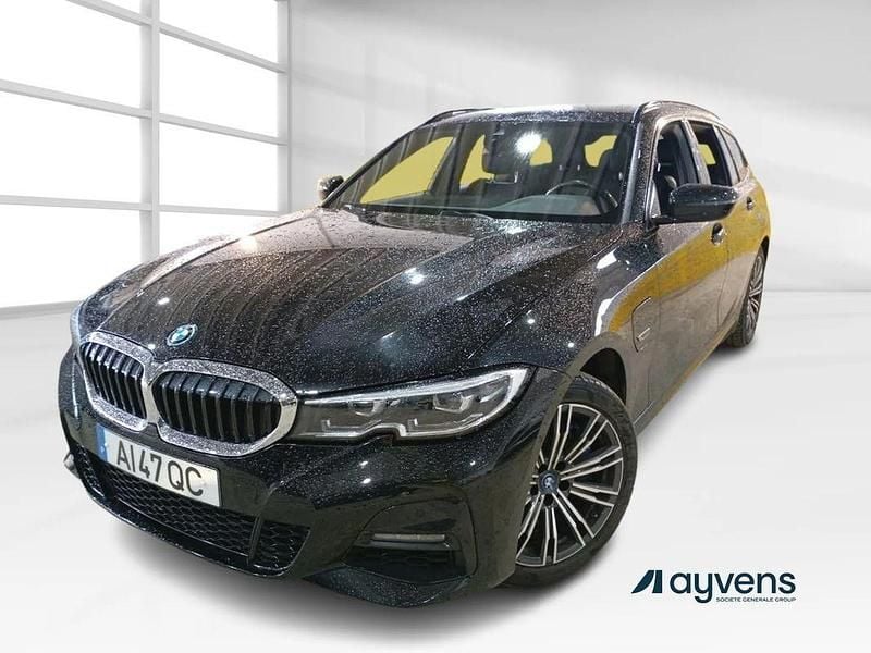 Preto Usado 2021 BMW 320 Carrinha | € 26.600 (Preço justo) - Imagem 1/4