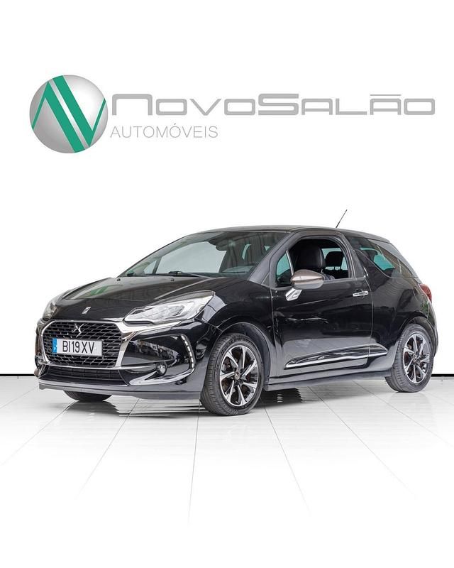 Preto Usado 2016 Citroën DS3 | € 10.900 - Imagem 1/4