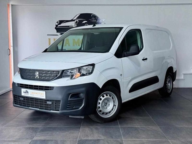 Branco Usado 2020 Peugeot Partner Monovolume | € 13.200 (Preço justo) - Imagem 1/4