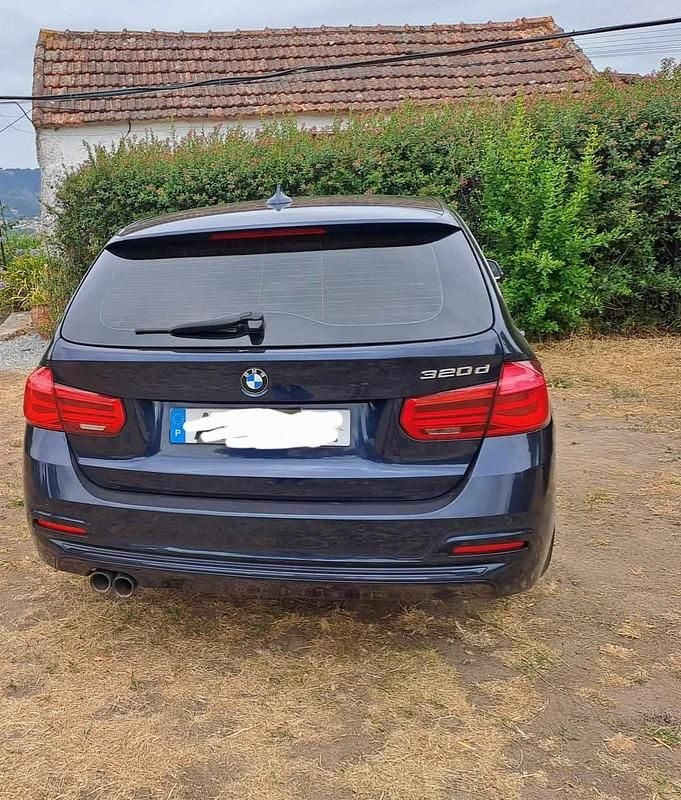 Usado BMW 320 Efficient Dynamics 163 HP (119 kW) 2016 Azul Carrinha