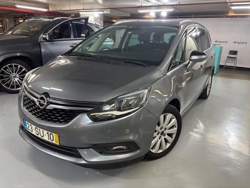 Cinza Usado 2017 Opel Zafira Dynamic Monovolume | € 14.900 (Bom preço) - Imagem 1/4