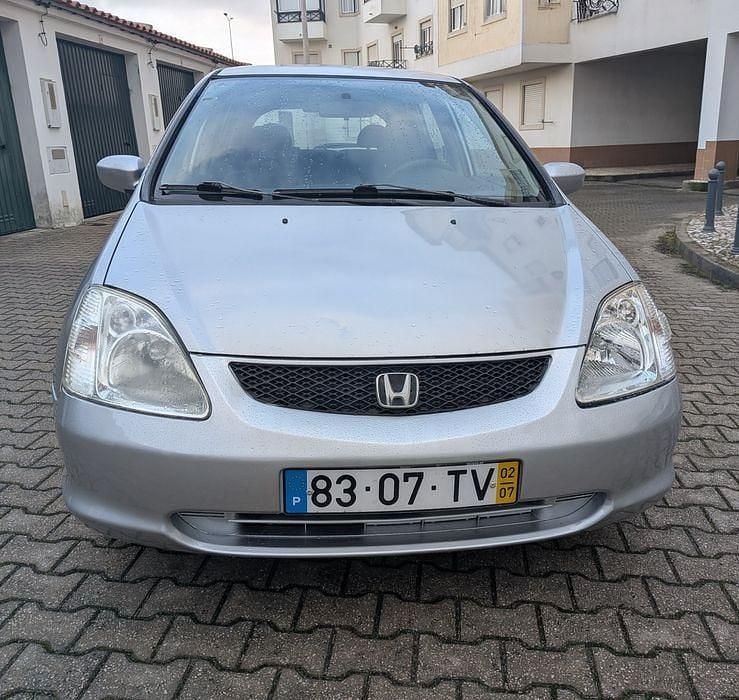 Usado 2002 Honda Civic LS Sedan | € 2.250 (Preço justo) - Imagem 1/4