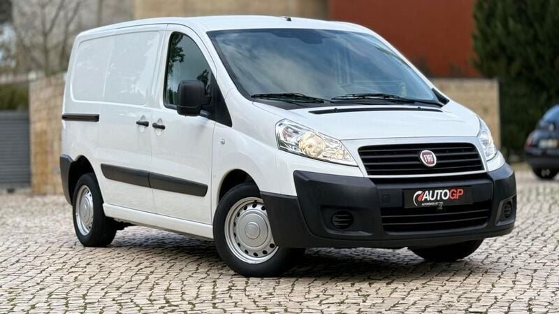 Usado Fiat Scudo 90 HP (66 kW) 2015 Branco Van