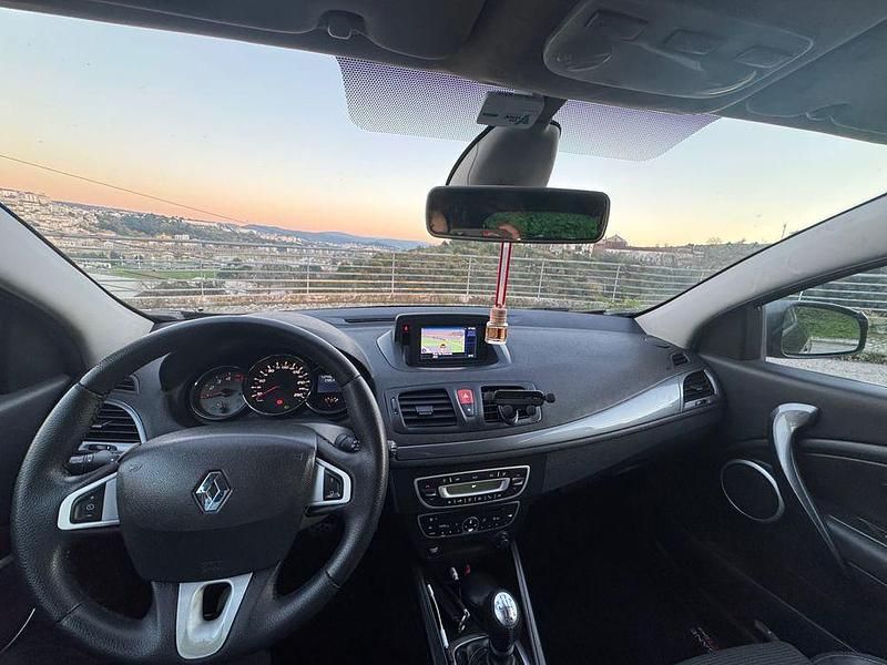 Usado Renault Mégane GT Line GT-Line 110 HP (80 kW) 2010 Coupé