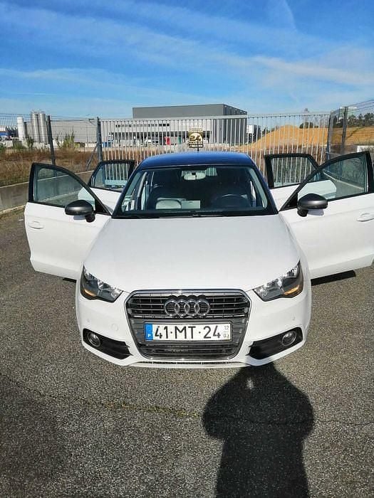 Usado Audi A1 90 HP (66 kW) 2012 Sedan