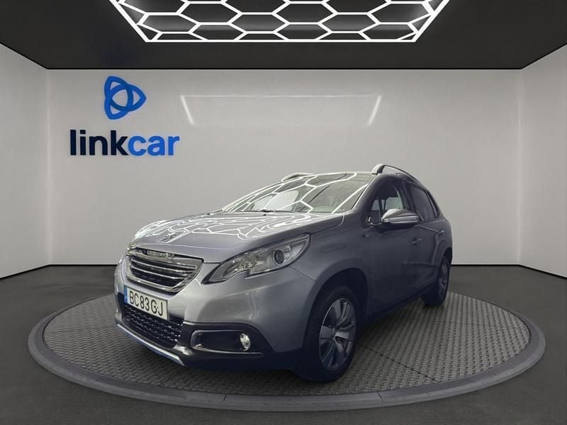 Usado Peugeot 2008 100 HP (73 kW) 2016 Cinzento SUV
