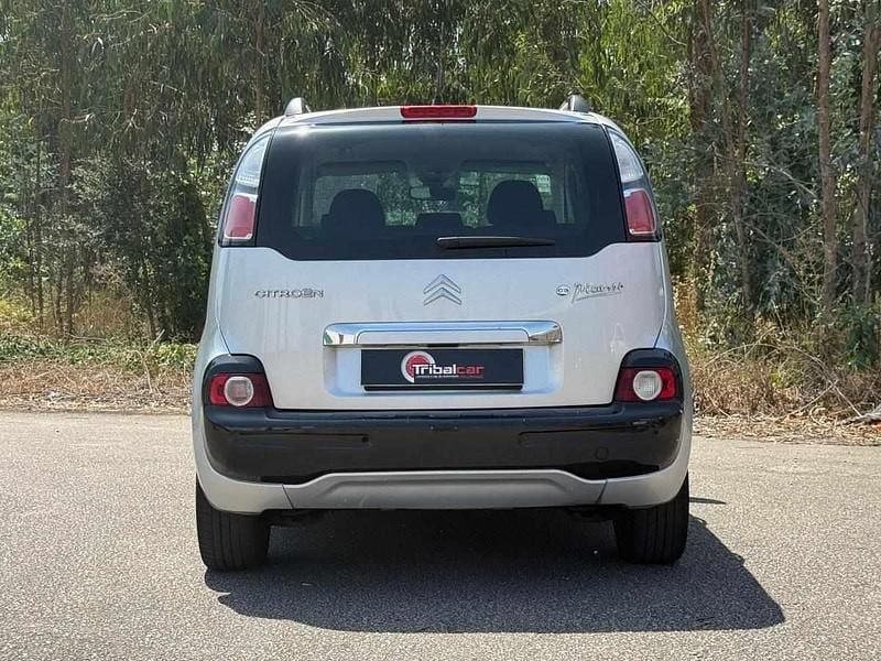 Usado Citroën C3 Picasso 90 HP (66 kW) 2010 Cinzento Monovolume