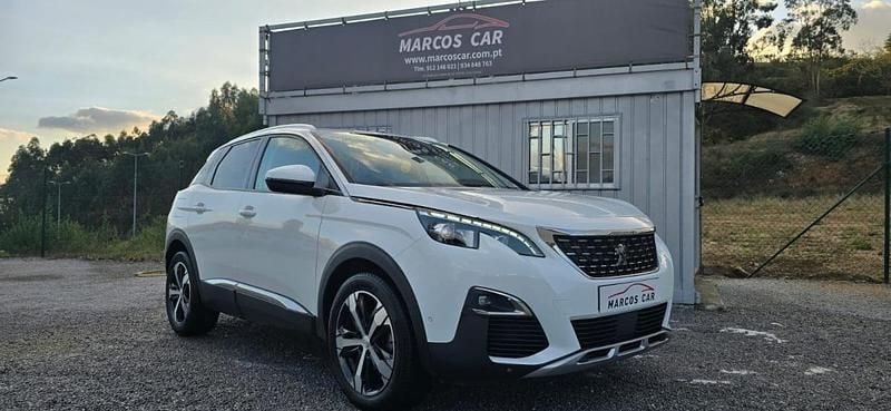 Branco Usado 2018 Peugeot 3008 Allure SUV | € 17.400 (Bom preço) - Imagem 1/4
