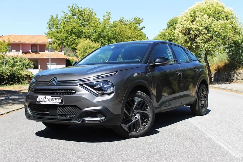 Cinza escuro Usado 2022 Citroën C4 Feel Citadino | € 19.990 (Preço justo) - Imagem 1/4