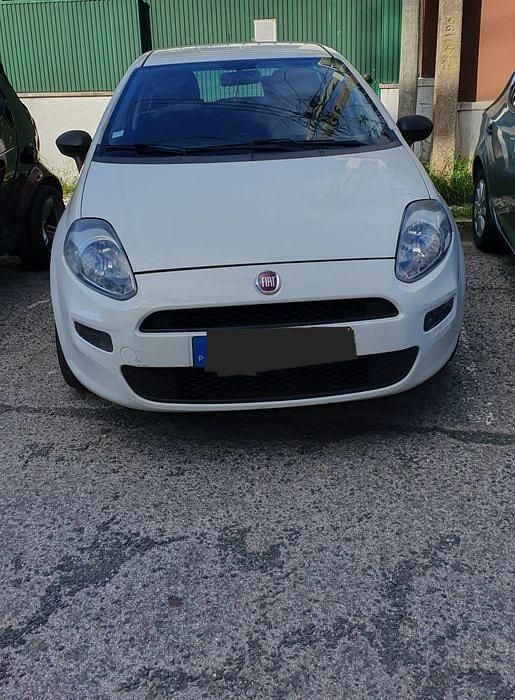 Usado 2018 Fiat Punto Sedan | € 7.900 (Preço justo) - Imagem 1/4