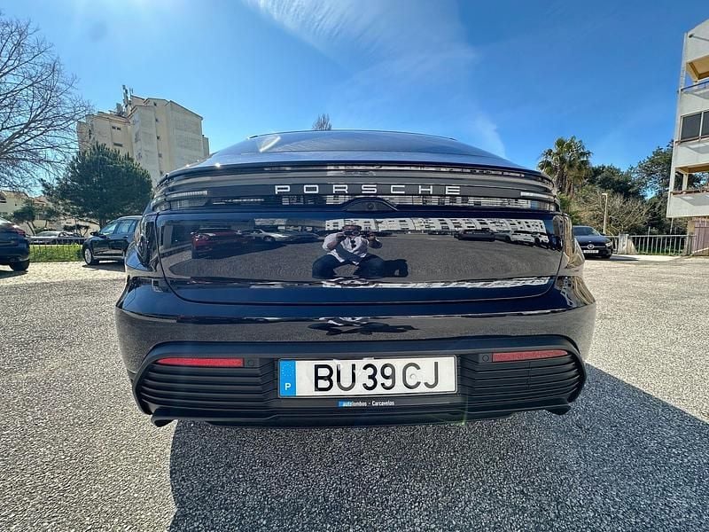 Usado Porsche Macan 264 kW (360 HP) 2024 Preto SUV