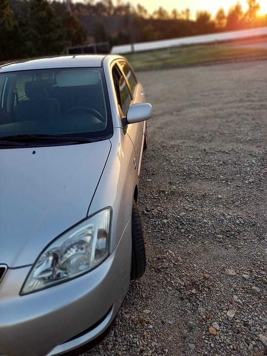 Usado Toyota Corolla 90 HP (66 kW) 2003 Sedan