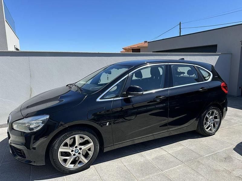 Usado 2016 BMW 225 Active Tourer iPerformance Monovolume | € 15.399 (Super Preço) - Imagem 1/4
