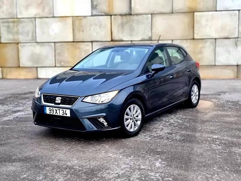 Usado Seat Ibiza Style 80 HP (58 kW) 2019 Cinzento Citadino