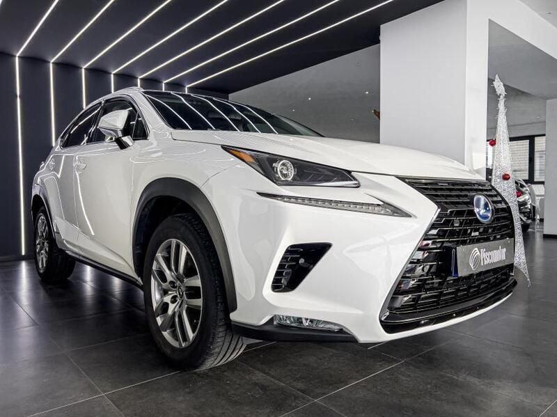 Branco Usado 2018 Lexus NX300h SUV | € 34.800 - Imagem 1/4
