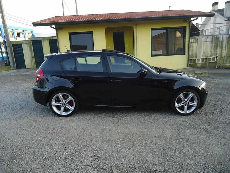 Usado BMW 123 204 HP (150 kW) 2008 Preto Citadino