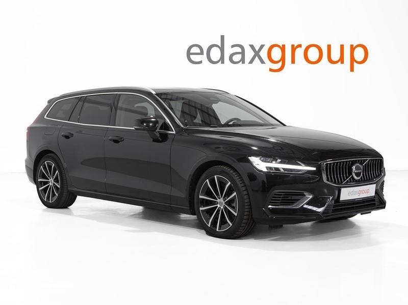 Cinzento Usado 2023 Volvo V60 Carrinha | € 36.690 (Preço justo) - Imagem 1/4