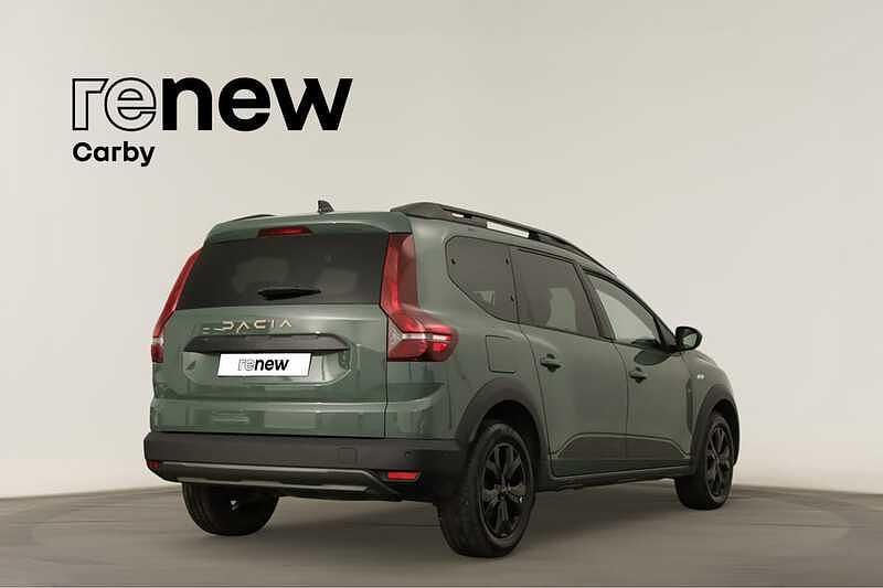 Usado Dacia Jogger Extreme 101 HP (74 kW) 2024 Verde Monovolume