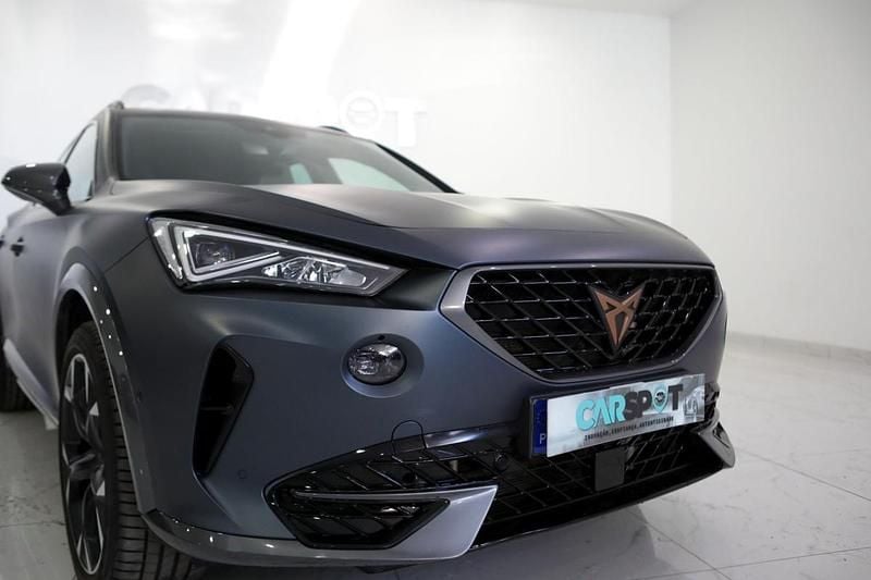Usado Cupra Formentor 245 HP (180 kW) 2023 Cinzento SUV