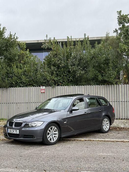 Usado 2007 BMW 320 Sedan | € 7.800 (Super Preço) - Imagem 1/4