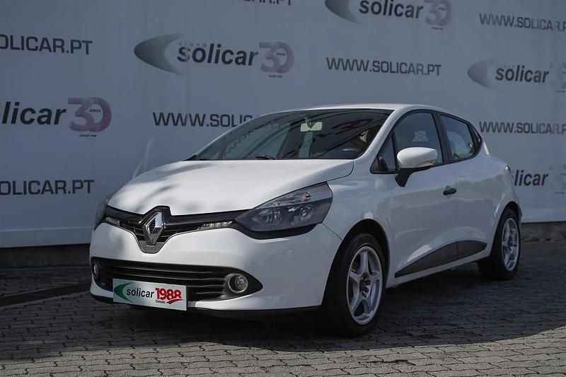 Branco Usado 2013 Renault Clio IV Van | € 7.500 (Bom preço) - Imagem 1/4